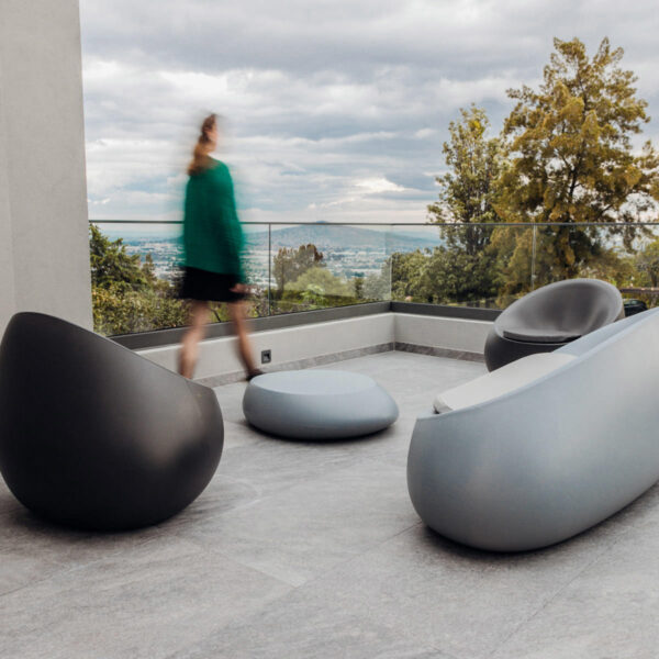 studioceramica-luxury-outdoor-design-furniture-sofa-armchair-stones-stefano-giovannoni-vondom-casa-palomar-tocomadera-mexico-3.jpg